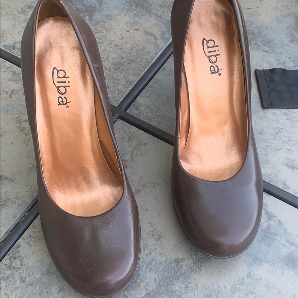 Diba brown heels.